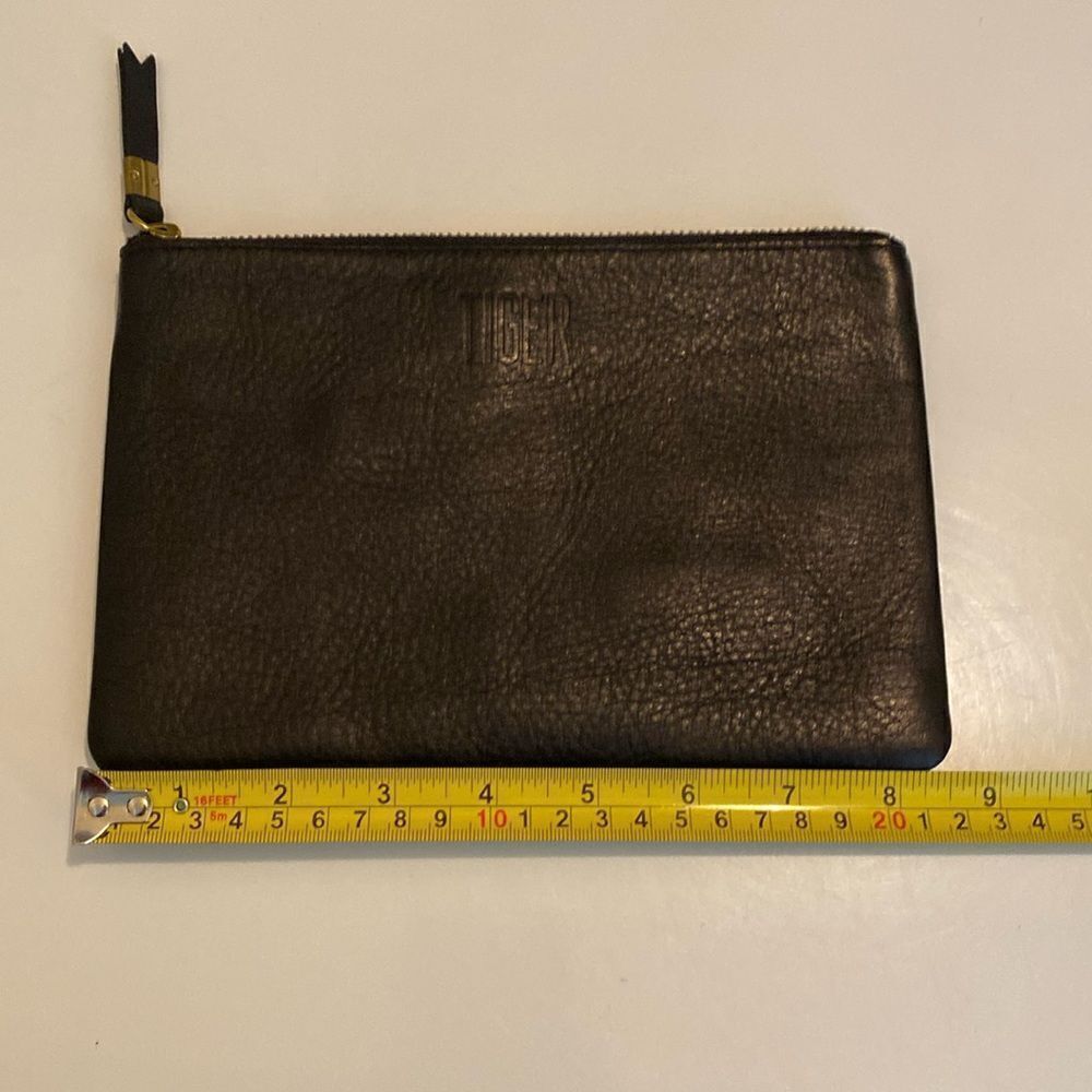 MADEWELL Women’s Black Pebbled Leather Tiger Pouch NWOT